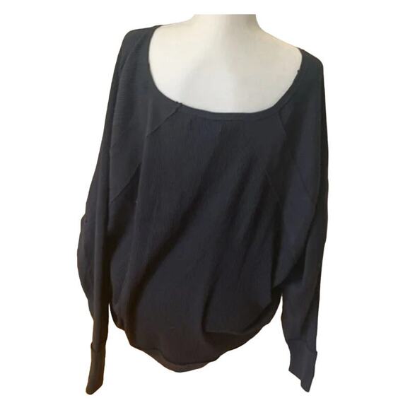 Free People Santa Clara Oversized Thermal V-Neck Long Sleeve Top in Black Size M - Picture 6 of 11